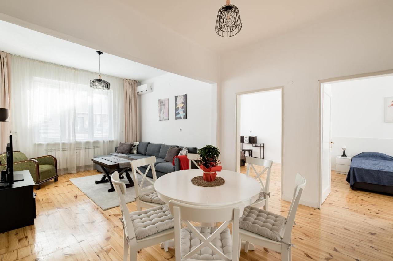 Spacious 3 Bedroom Home In Sofia'S Top Center エクステリア 写真