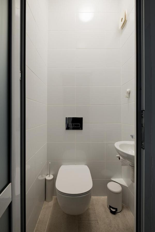 Spacious 3 Bedroom Home In Sofia'S Top Center エクステリア 写真