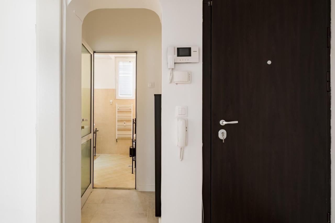 Spacious 3 Bedroom Home In Sofia'S Top Center エクステリア 写真